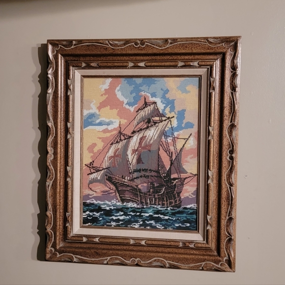 BEAUTIFUL ANTIQUE FRENCH CROSS TAPESTRY SHIP  ON SEA 23X26 - Picture 6 of 8